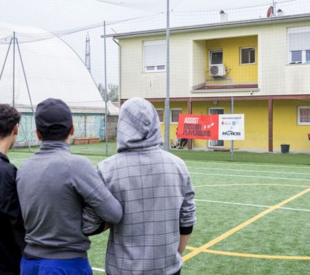 Fondazione Milan and Fondazione AEM regenerate a sports field at the gates of Milan for youth involved in social redemption programs